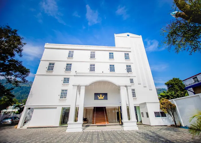 Crown Regency- Badulla
