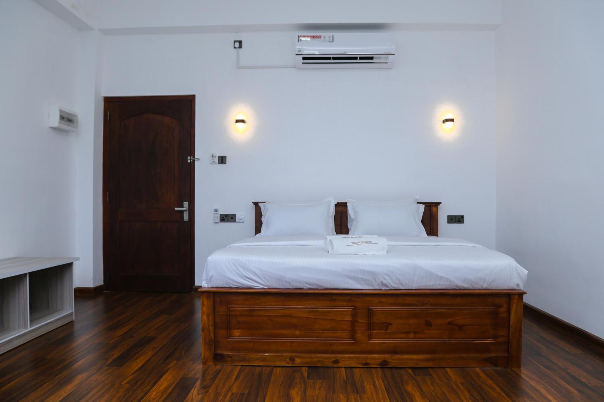 Crown Regency- 3*