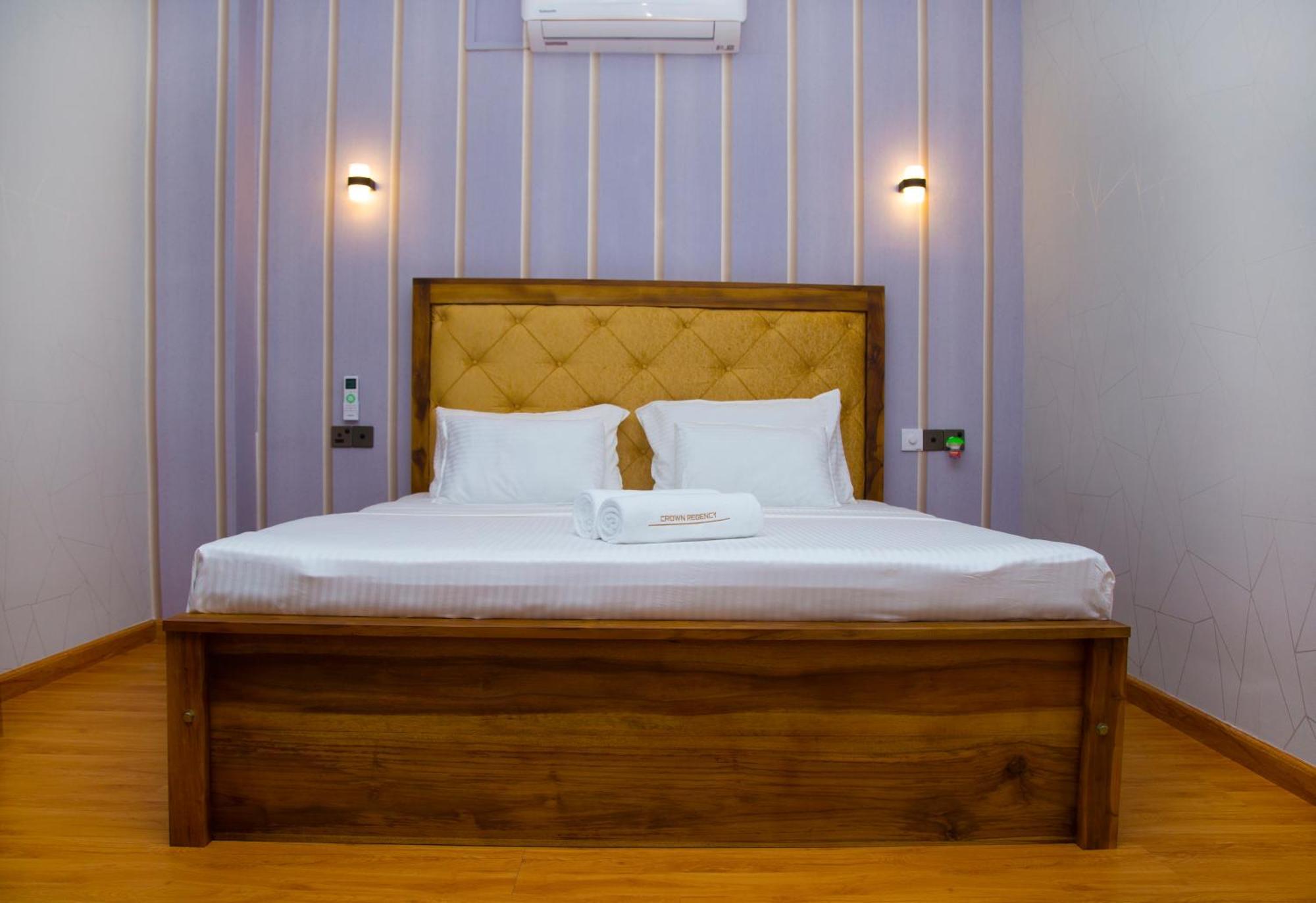 Crown Regency- Hotel 3*