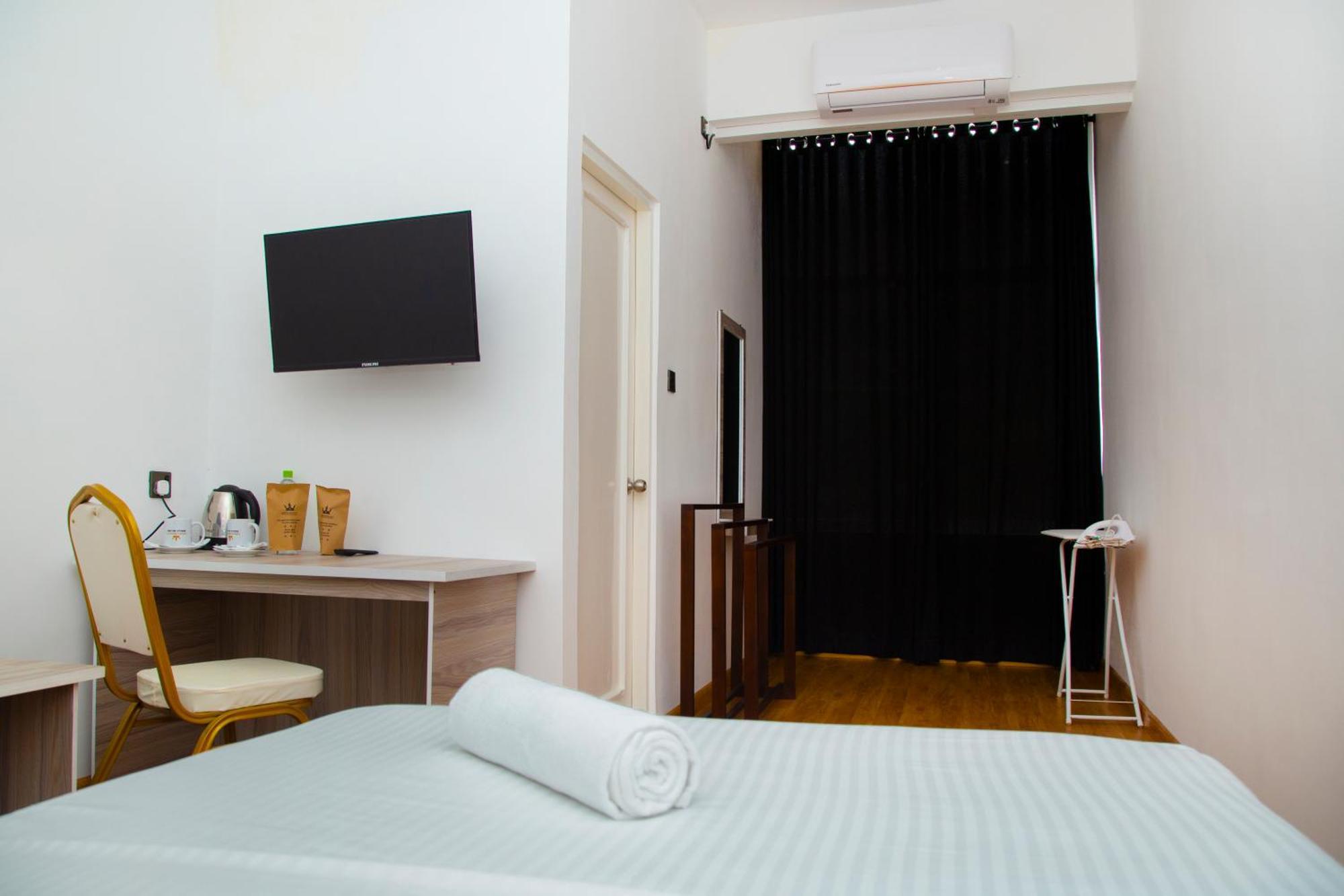 Crown Regency- 3* Badulla