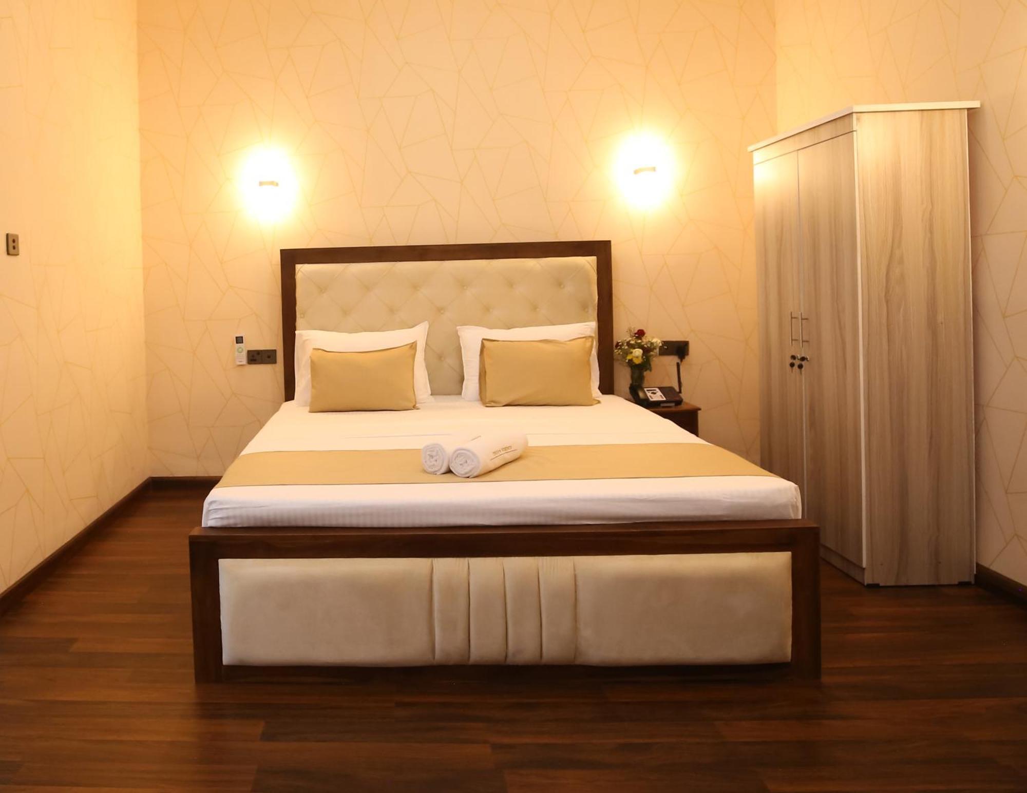 Crown Regency- Badulla